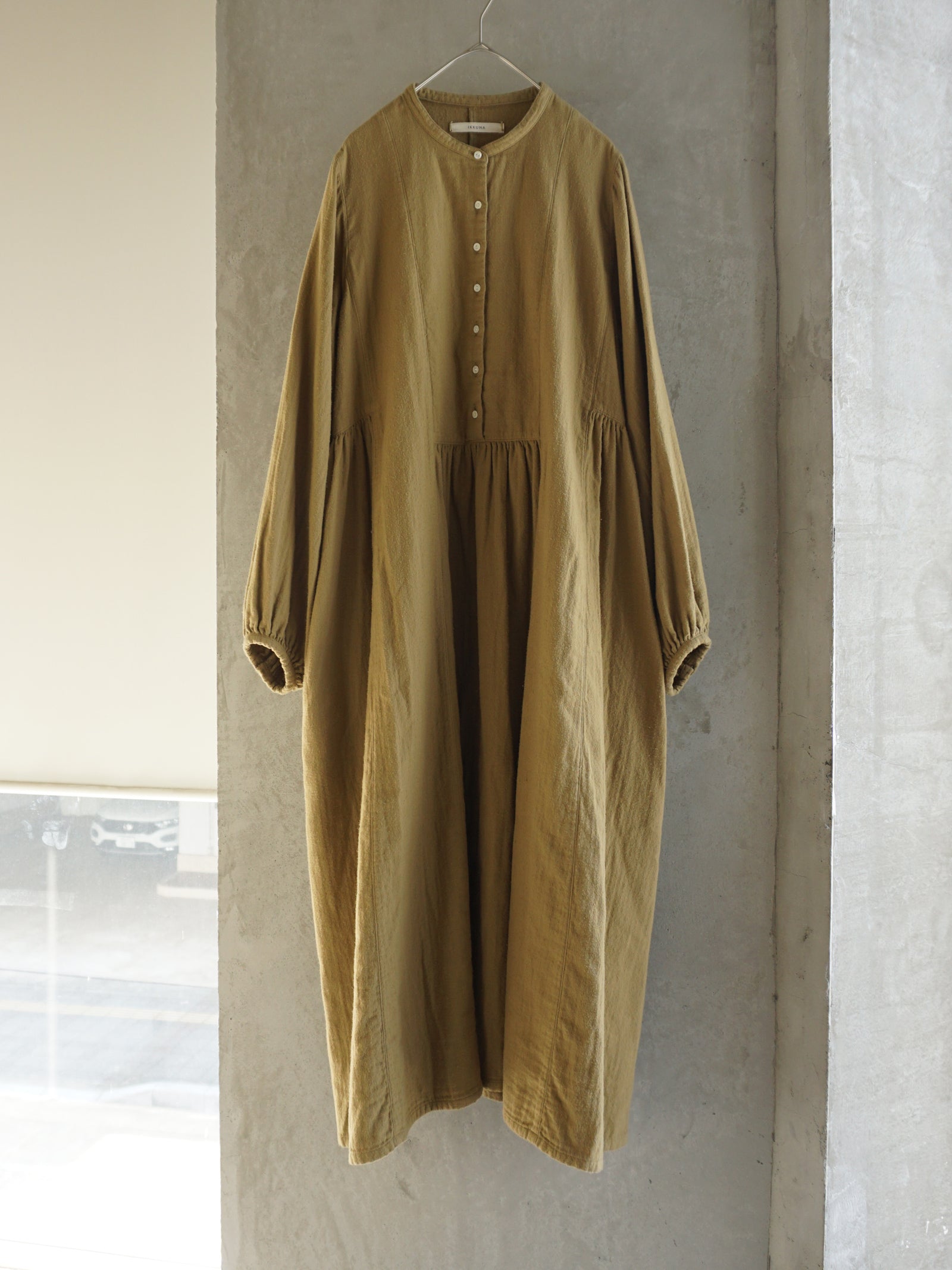 IKKUNA / pullover dress（fennel seed）