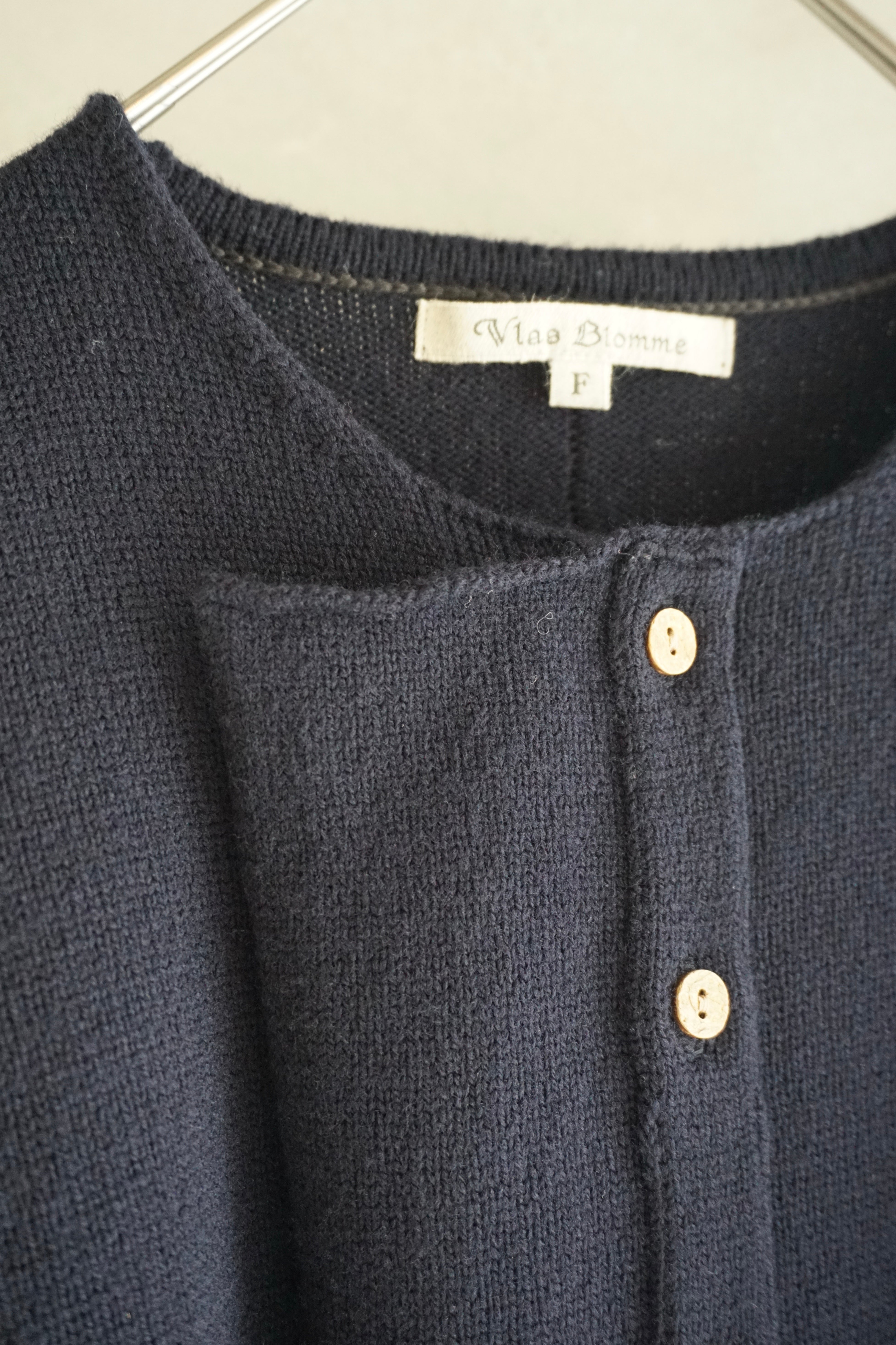 Vlas Blomme / French Merino Wool 前開きラップカーディガン