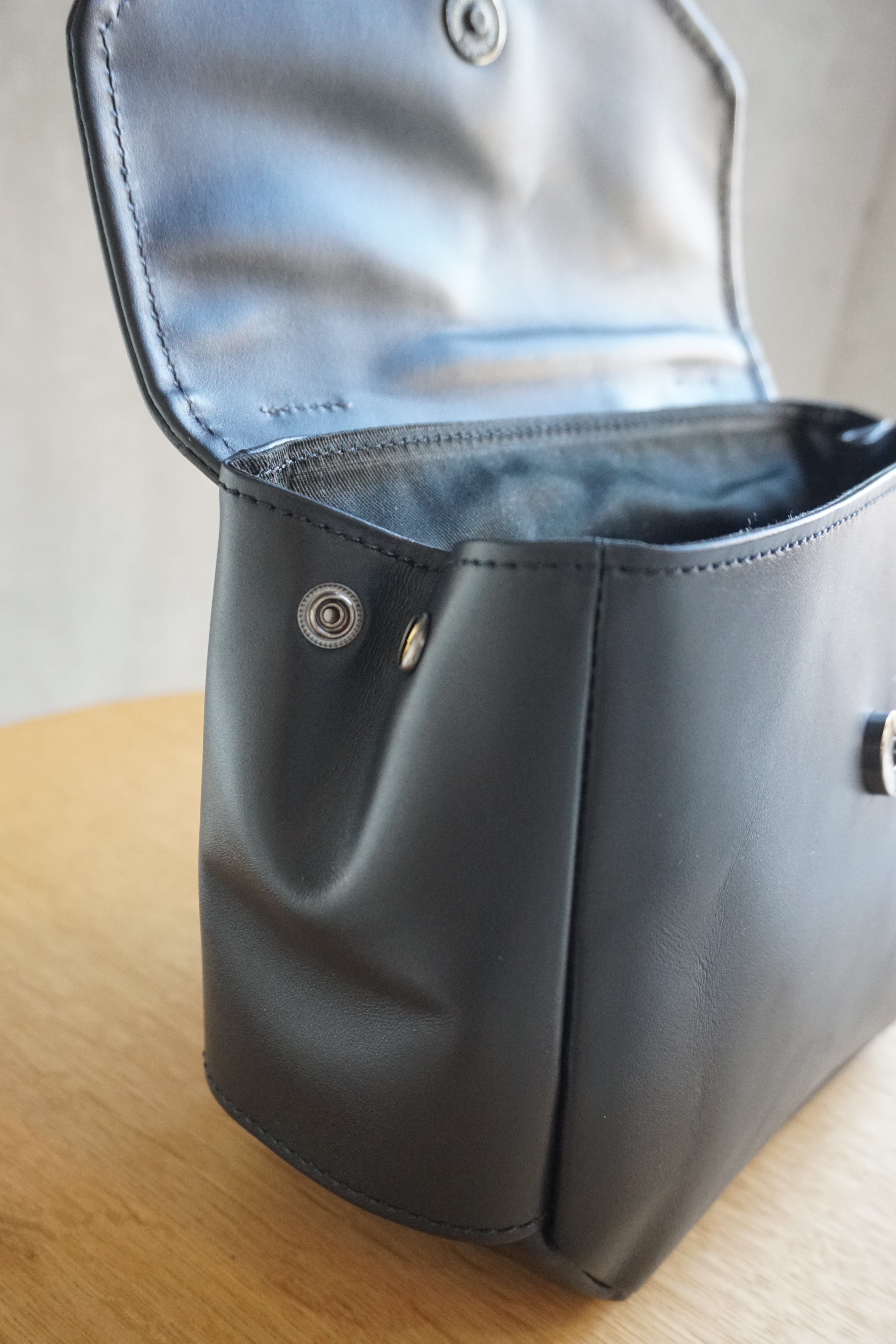 ANVOCOEUR / リシュレッカ (Black)
