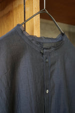 qiri / veil ribbon blouse（チャコール）