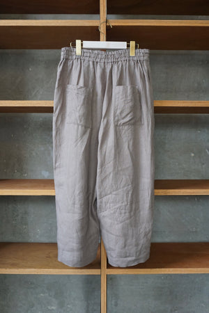 【SALE】UNIVERSAL TISSU / オーガニックリネンツイル ギャザーPT（モカ）