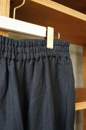 【SALE】UNIVERSAL TISSU / オーガニックリネンツイル ギャザーPT（クロ）