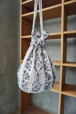 qiri / mix yarn jacquard 巾着bag（ピンク）