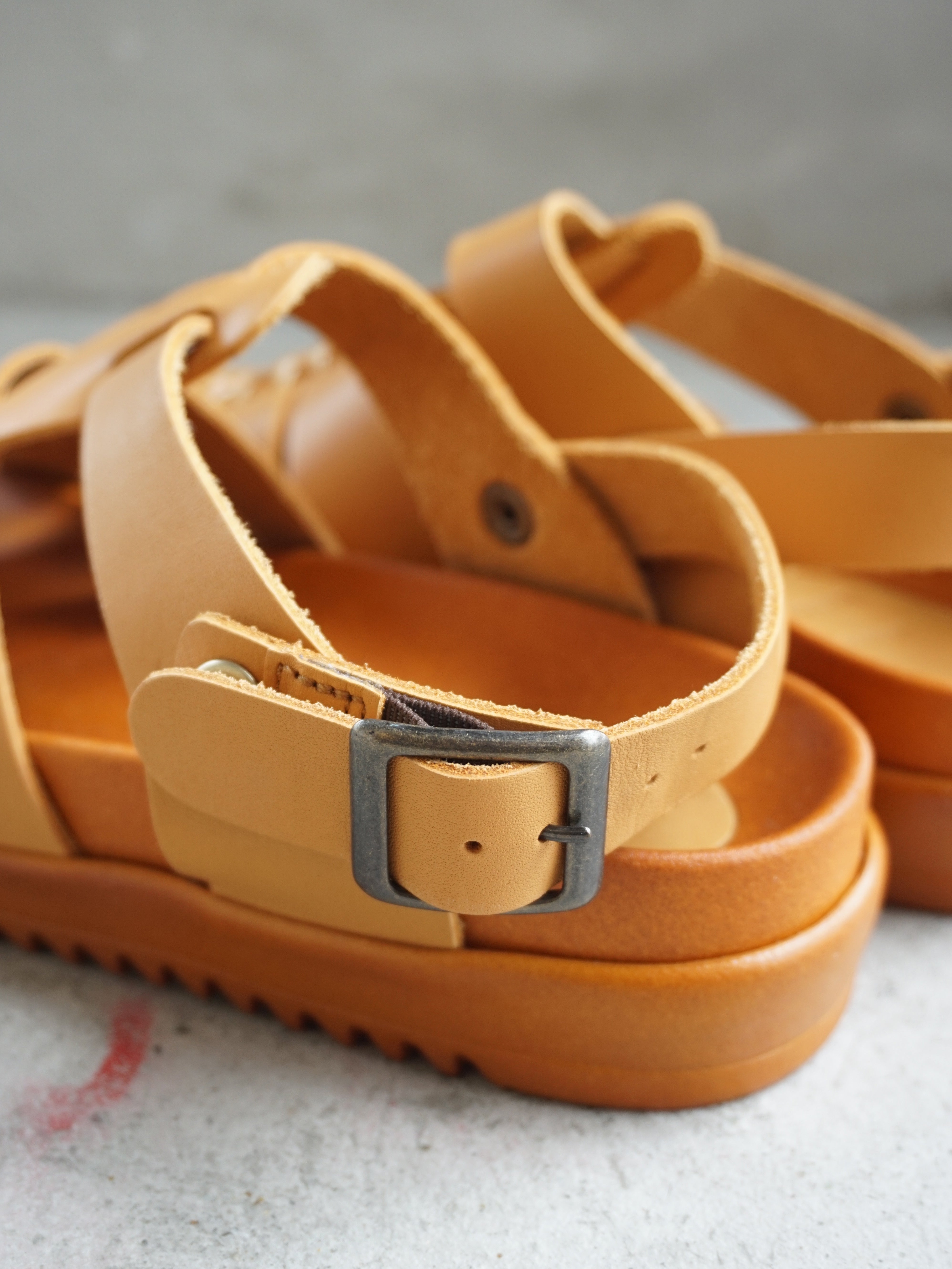 【SALE】tumugu × hcubuch / fraktur フラクトゥール（CAMEL）