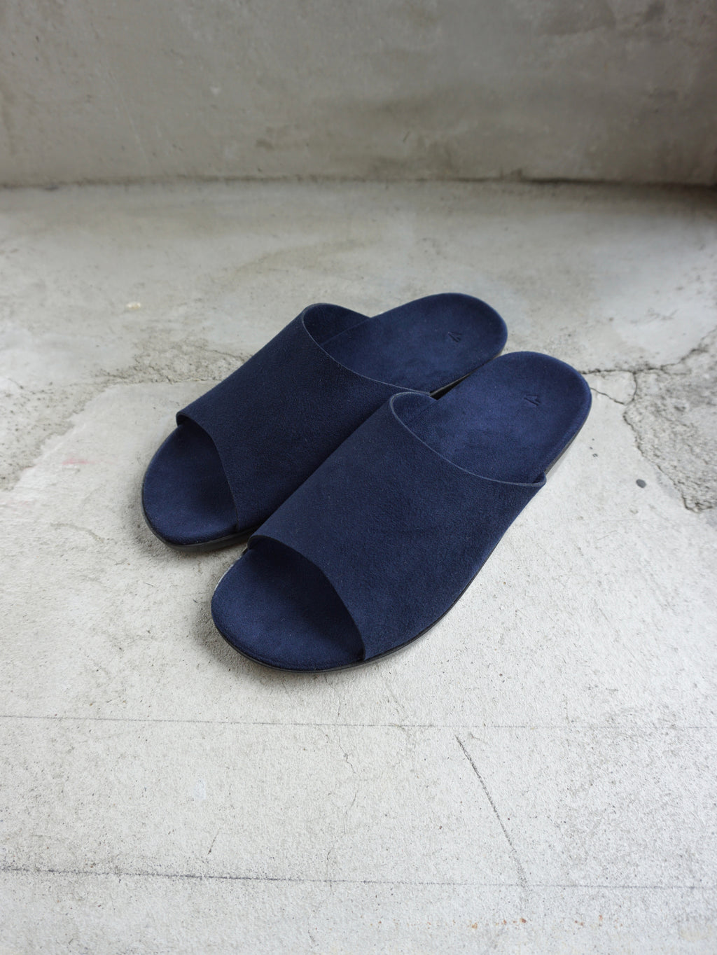 HEP / Hotel ホテル（Navy）