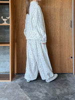 qiri / field flower half zip pullover  (ecru)