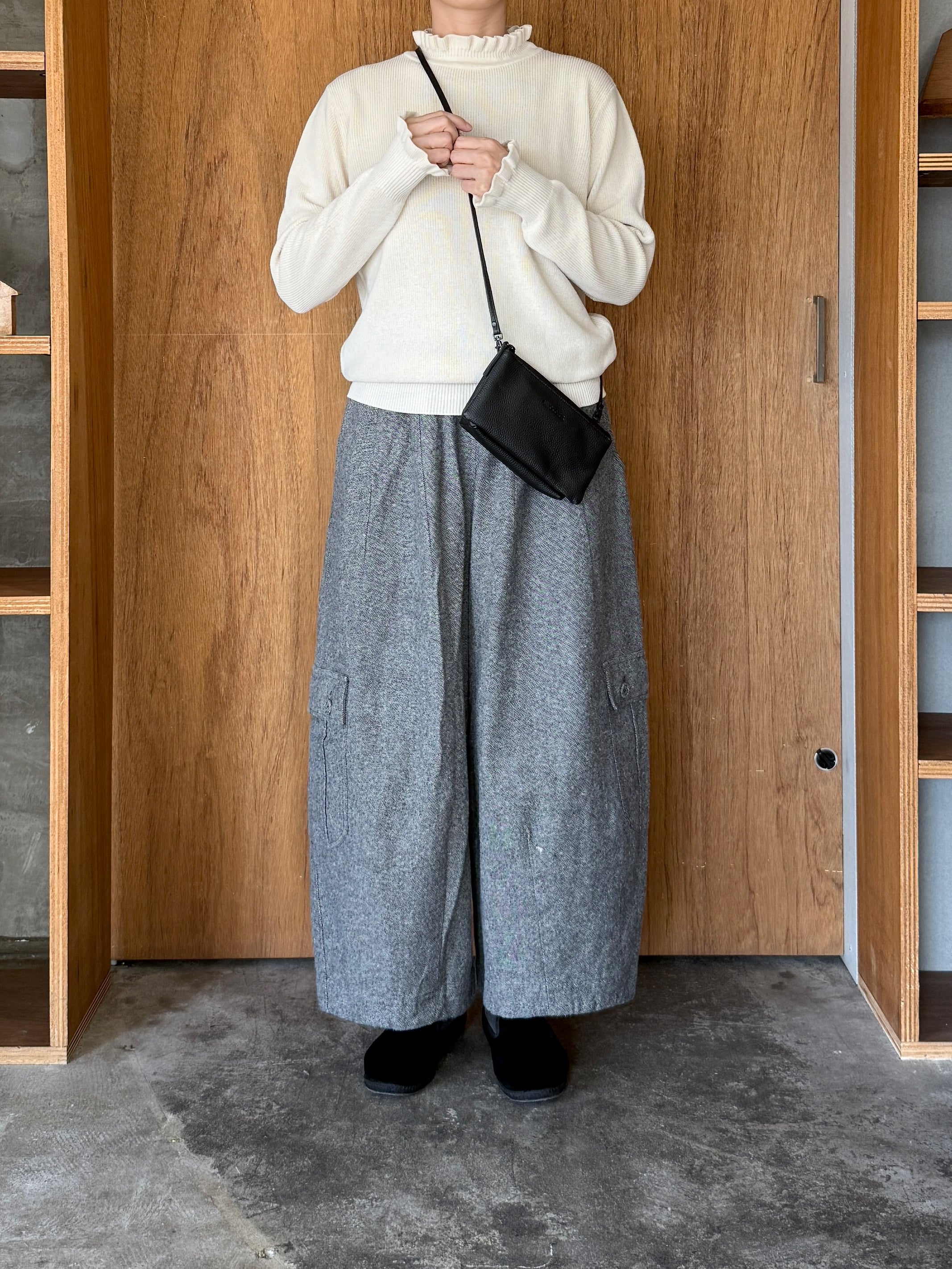 tumugu / コットンリネン起毛ツイル カーゴワイドパンツ（GRAY）