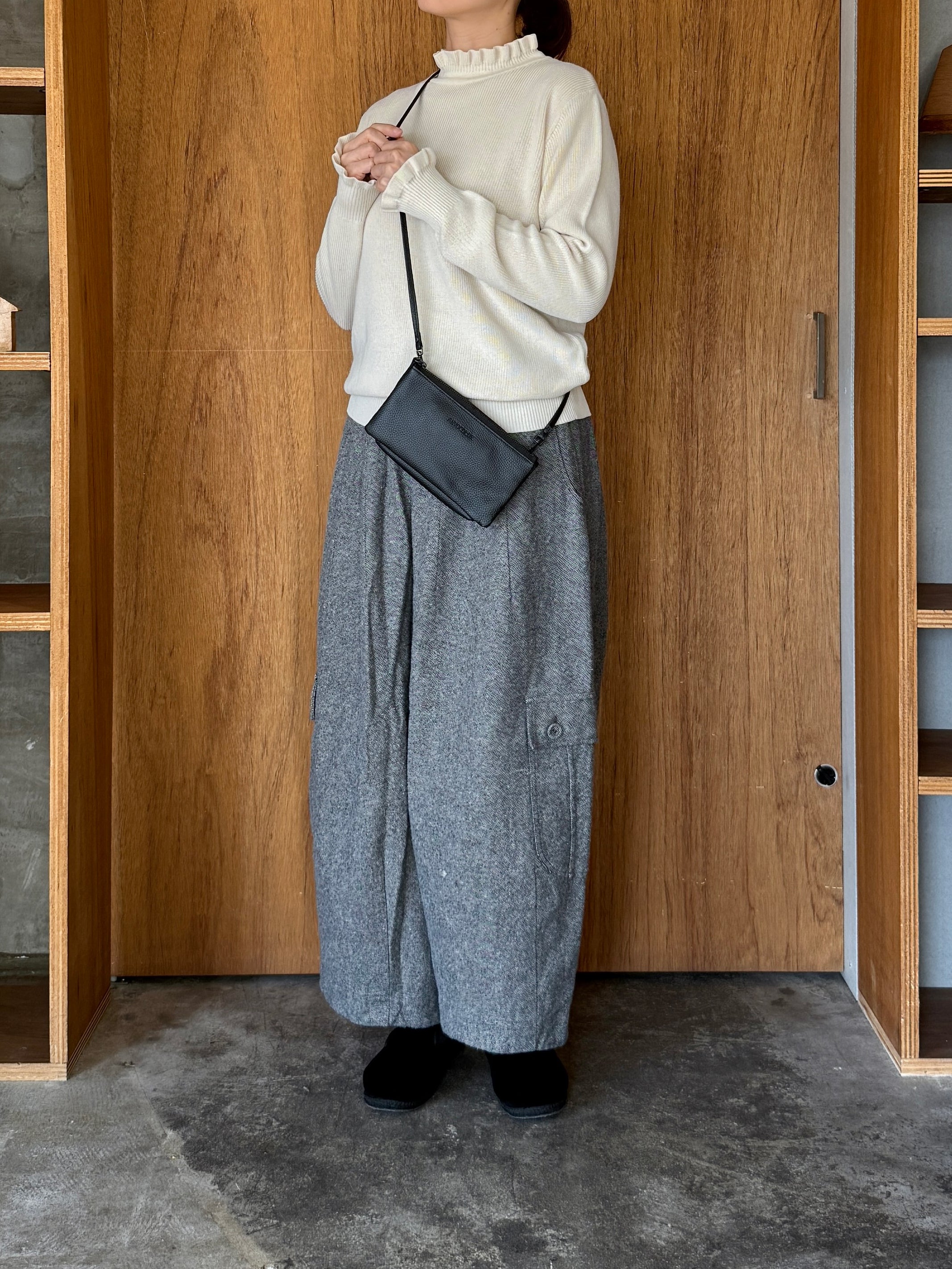 tumugu / コットンリネン起毛ツイル カーゴワイドパンツ（GRAY）