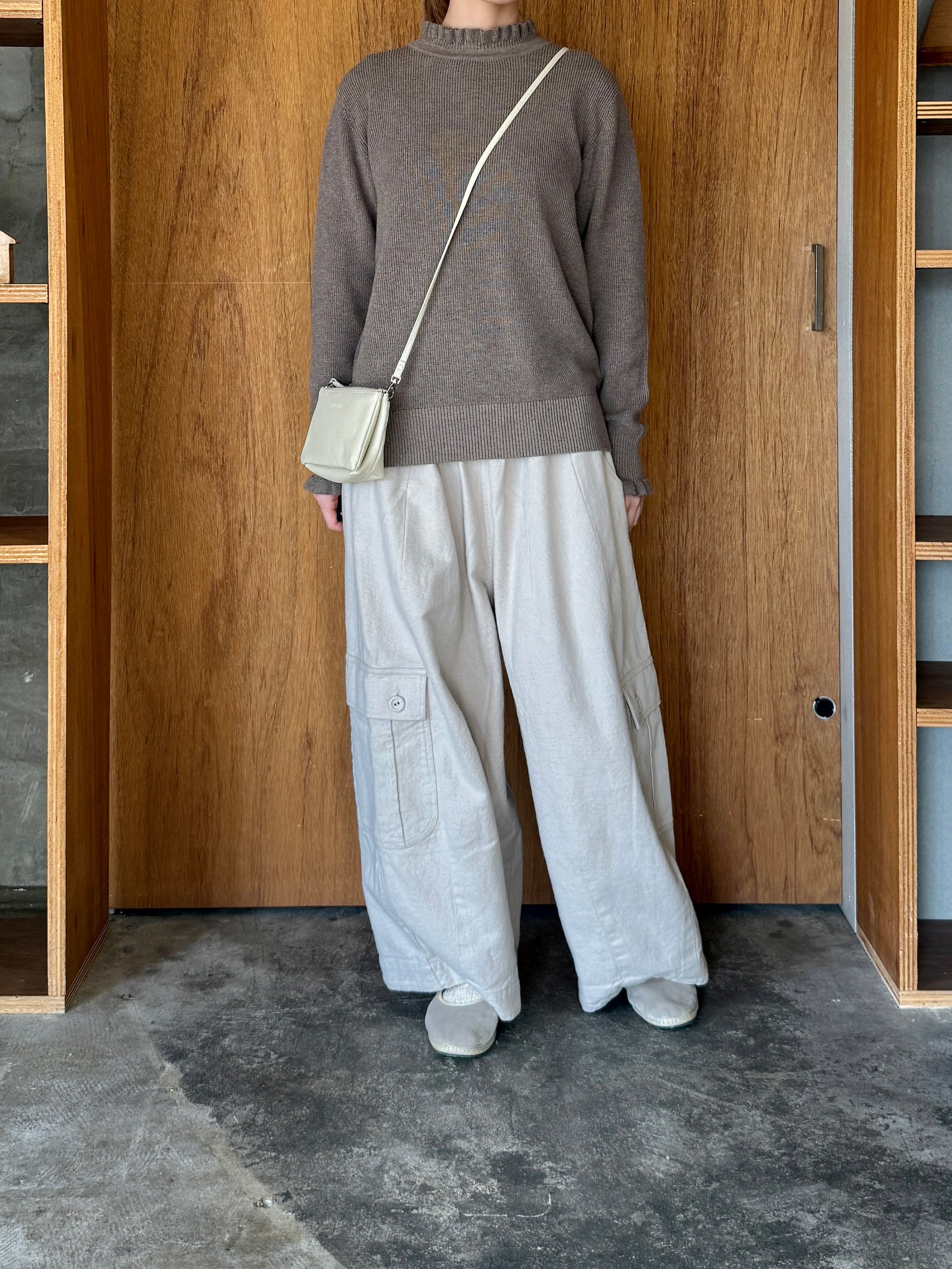 tumugu / コットンリネン起毛ツイル カーゴワイドパンツ（KINARI）