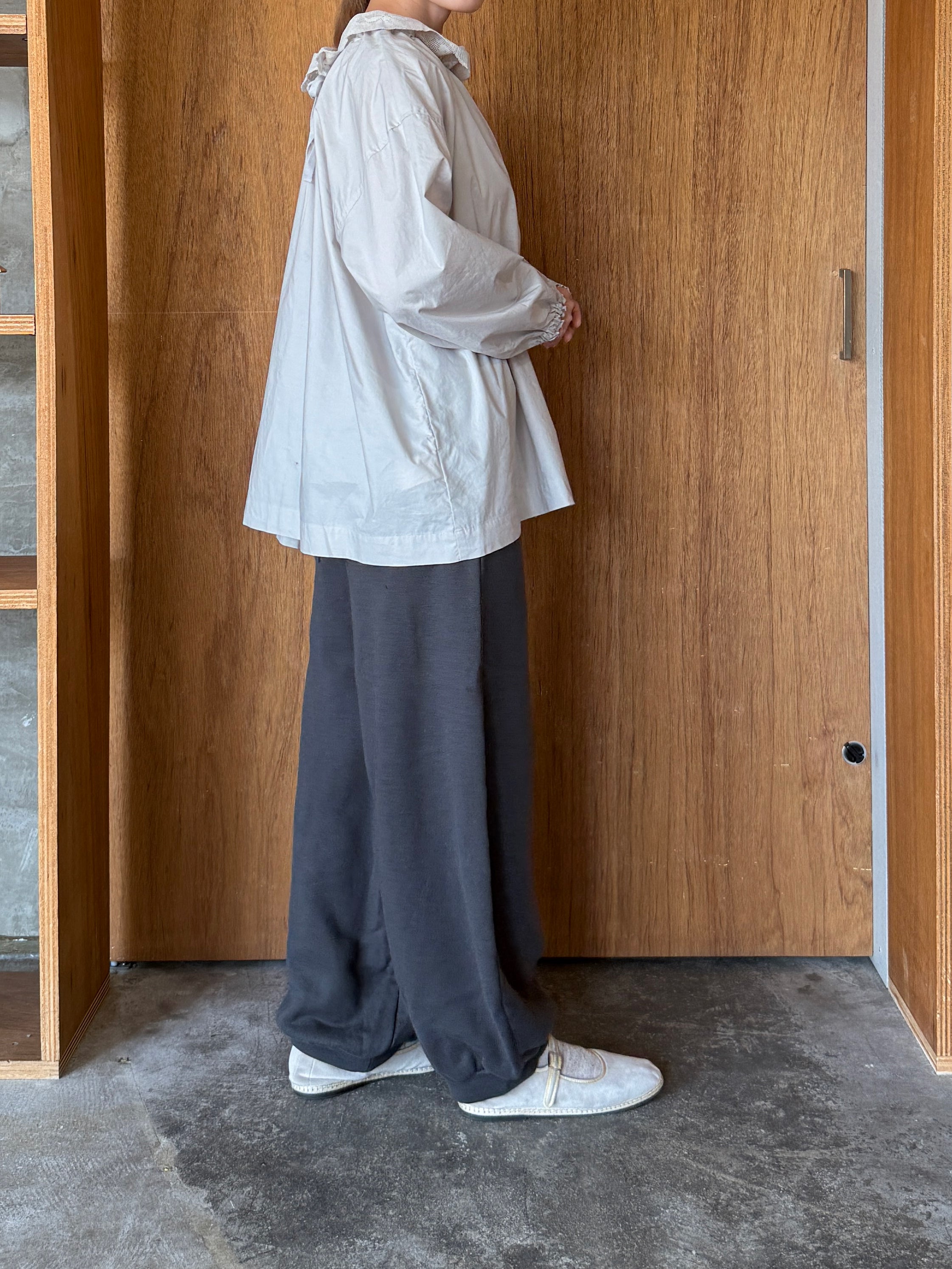 UNIVERSAL TISSU / リヨセルコットン裏毛 イージーバルーンPT（チャコール裏毛）