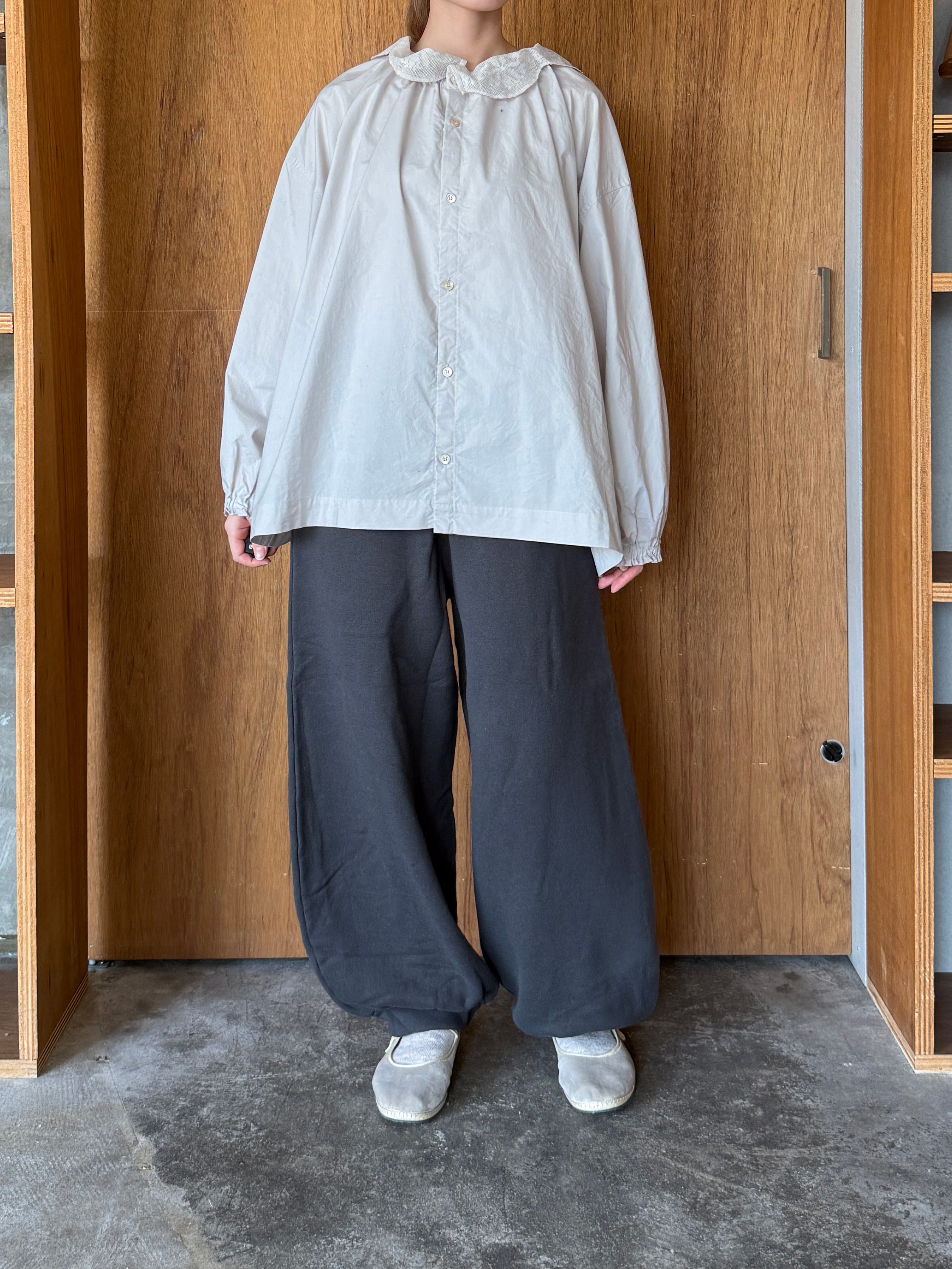 UNIVERSAL TISSU / リヨセルコットン裏毛 イージーバルーンPT（チャコール裏毛）