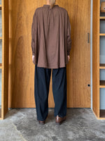 suzuki takayuki / ruffred blouse（cacao brown）