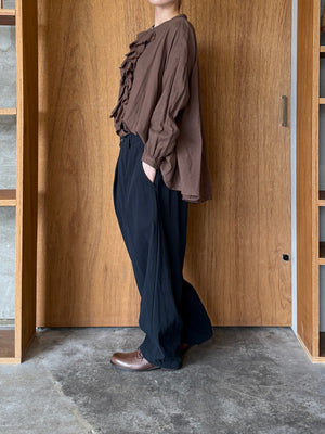 Vlas Blomme / Cotton Twill ワンタックテーパードパンツ(Black)
