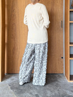 qiri / 花野風 jacquard wide pants (クロ)