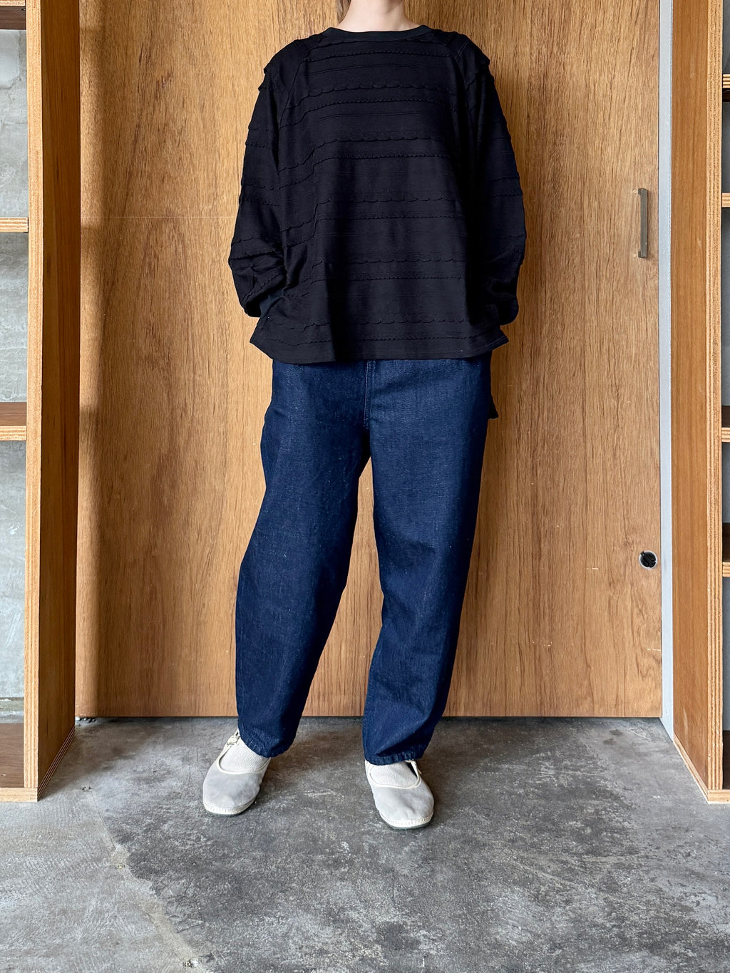 tumugu / カラップボーダージャガード ボートネックワイドプルオーバー（BLACK）