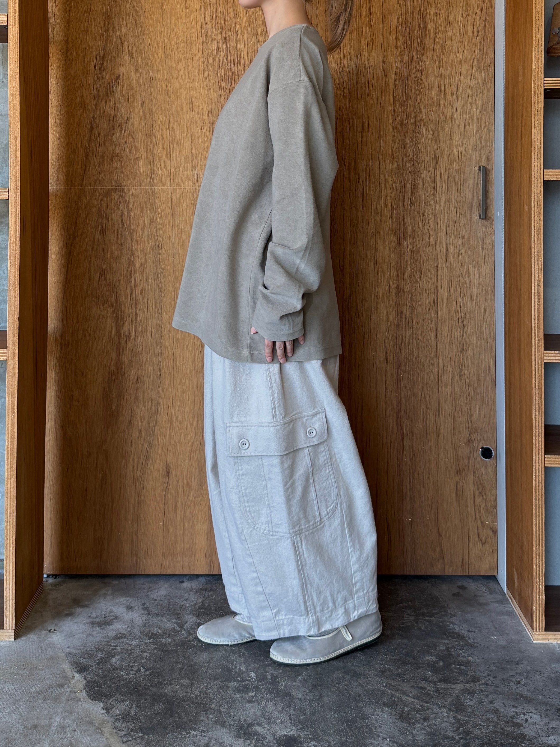 TISSU / オーガニックコットンパイル クルーネックPO（グレージュ）