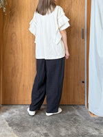 tumugu / コットン天竺 × ラミー ショルダータックプルオーバー（IVORY）