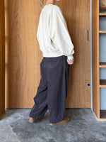 OTOAA / LIGHTWEIGHT CORDUROY COCOON PANTS