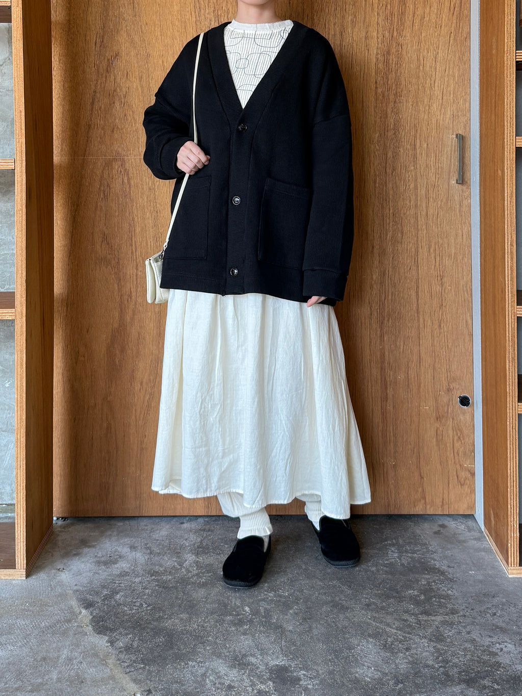 TISSU / クォーターニット Vネックカーディガン（クロ）