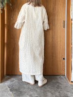 qiri / 花吹雪 jacquard frill one-piece (ベージュ)