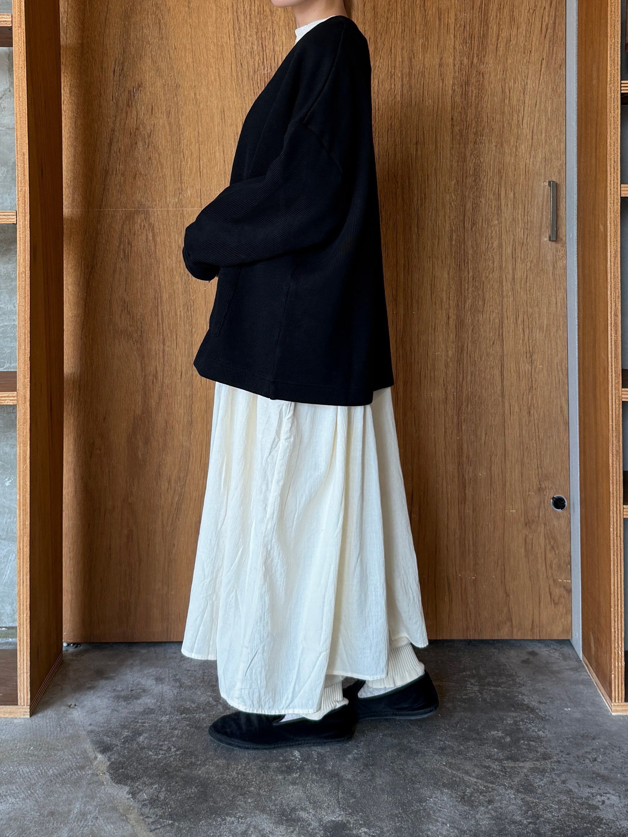 TISSU / クォーターニット Vネックカーディガン（クロ）