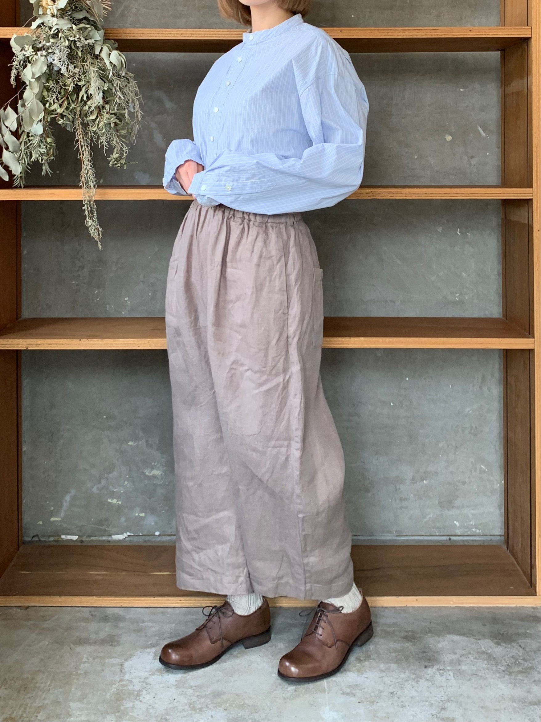 【SALE】UNIVERSAL TISSU / オーガニックリネンツイル ギャザーPT（モカ）