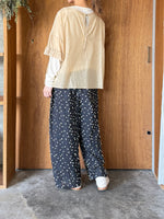 GASA*/  葉影のリズム Frilled sleeves blouse (amber beige)