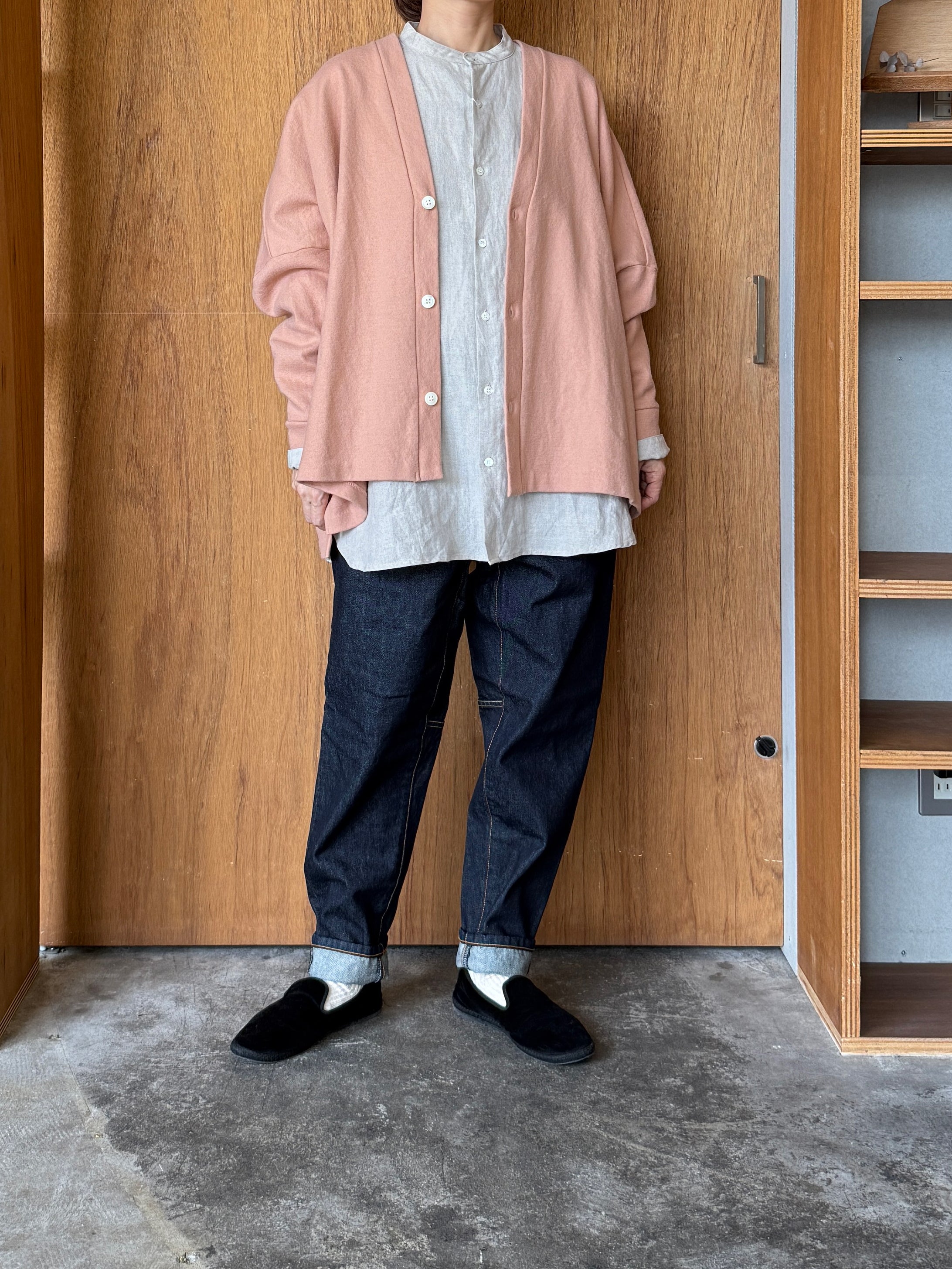 UNIVERSAL TISSU / ウール圧縮 ワイドカーディガン（スモーキーピンク）