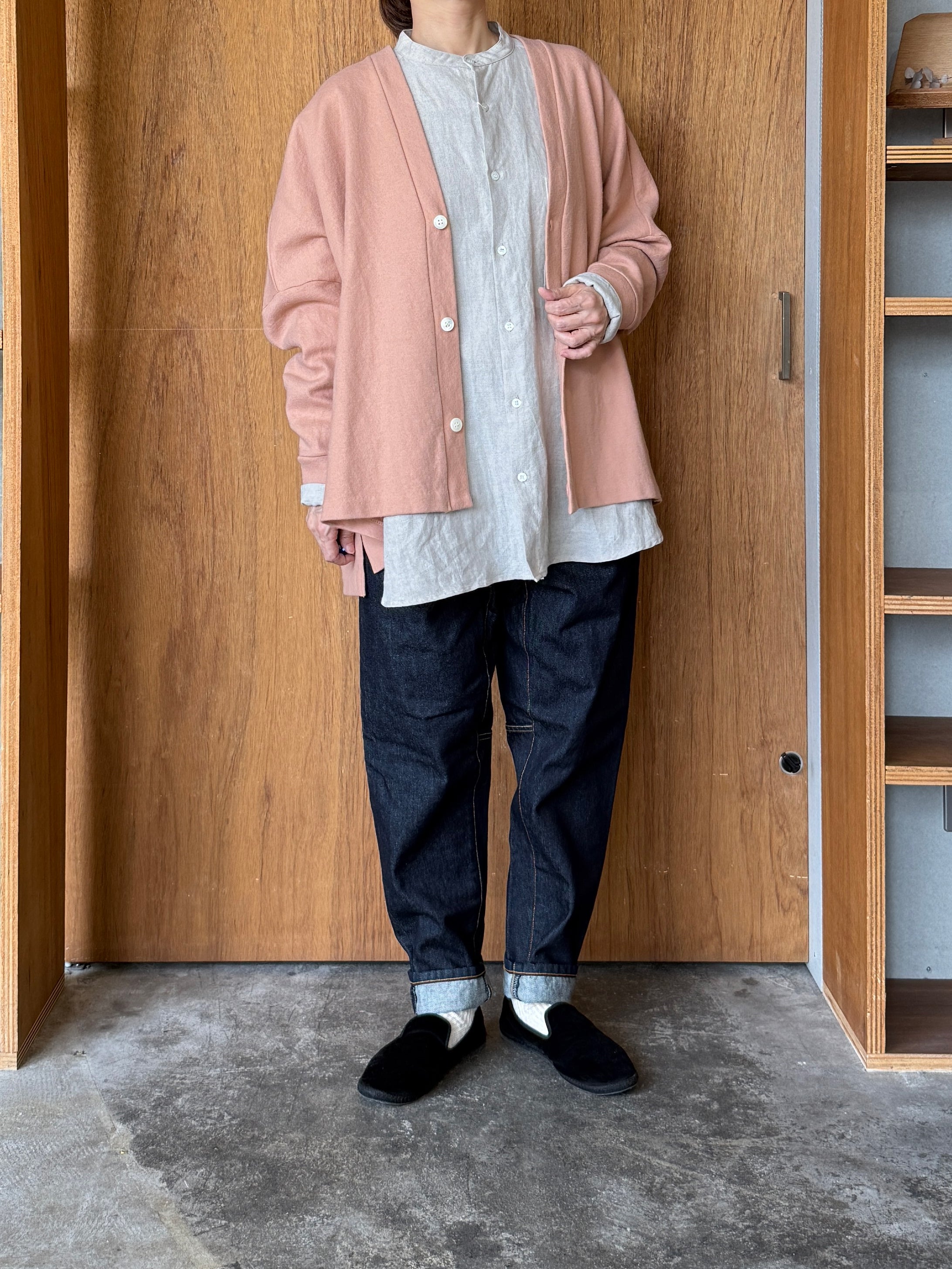 UNIVERSAL TISSU / ウール圧縮 ワイドカーディガン（スモーキーピンク）