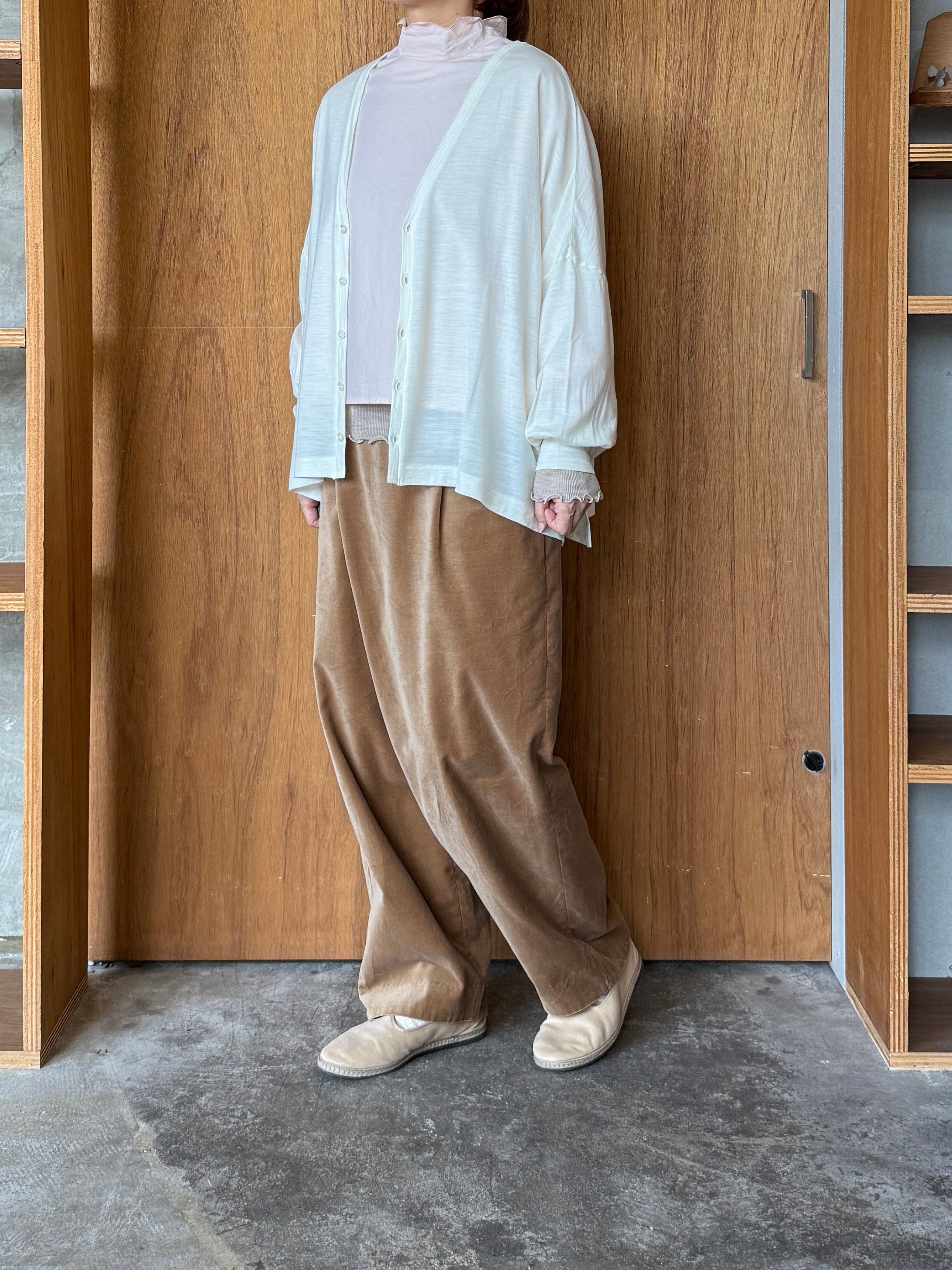 UNIVERSAL TISSU / ウォッシャブルウール天竺 ワイドカーディガン（オフ）