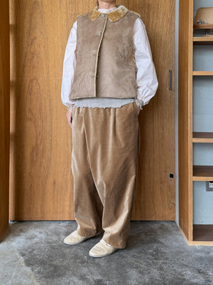 ROBE de PEAU / ECO MOUTON VEST (BEIGE)