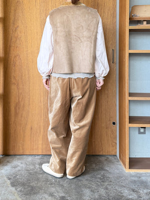 ROBE de PEAU / ECO MOUTON VEST (BEIGE)