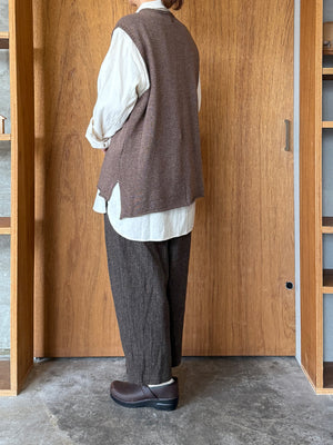 suzuki takayuki / knitted vest（smoky russet）
