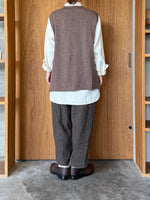 suzuki takayuki / knitted vest（smoky russet）