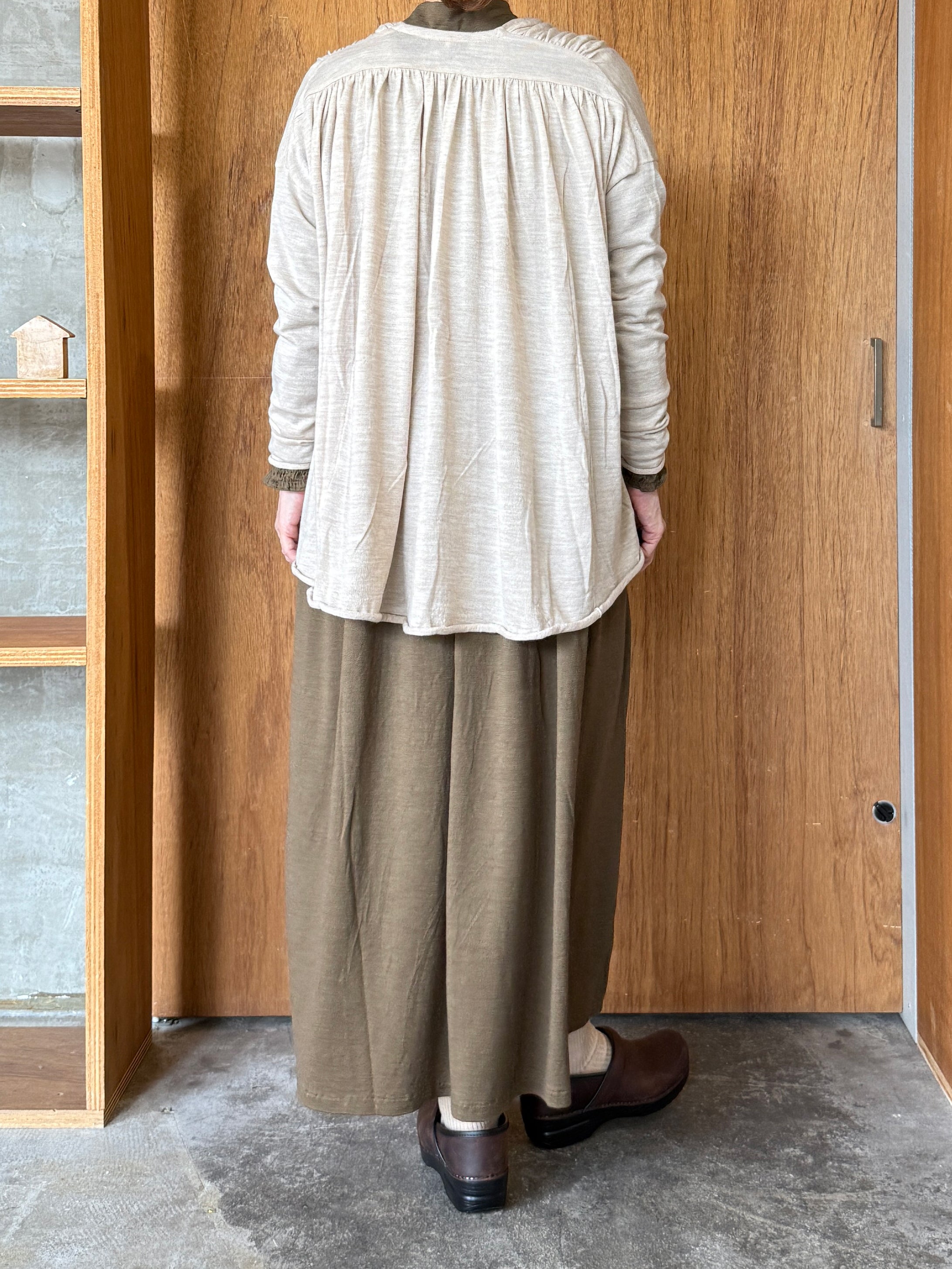 GASA*/ 存在すること ニットギャザーカーディガン (beige)