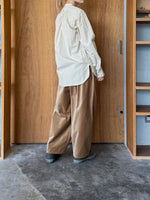 ASEEDONCLÖUD / HW collarless shirt（Beige）