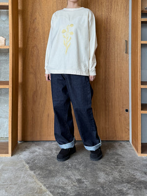 ASEEDONCLÖUD / Sandersonia embroidery T-shirt（Off white）