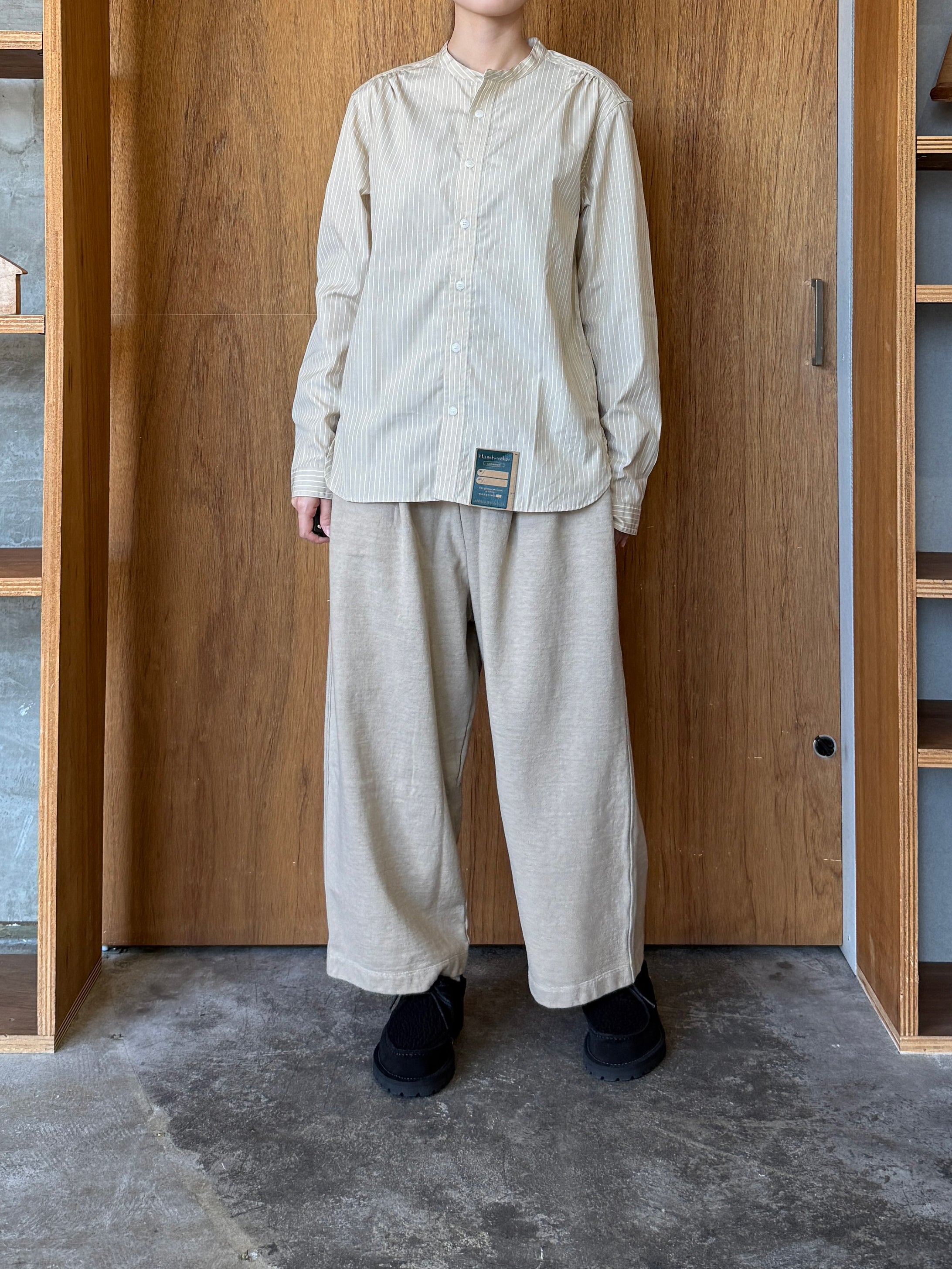 CLOSELY / tucked easy wide pants (camel-beige)