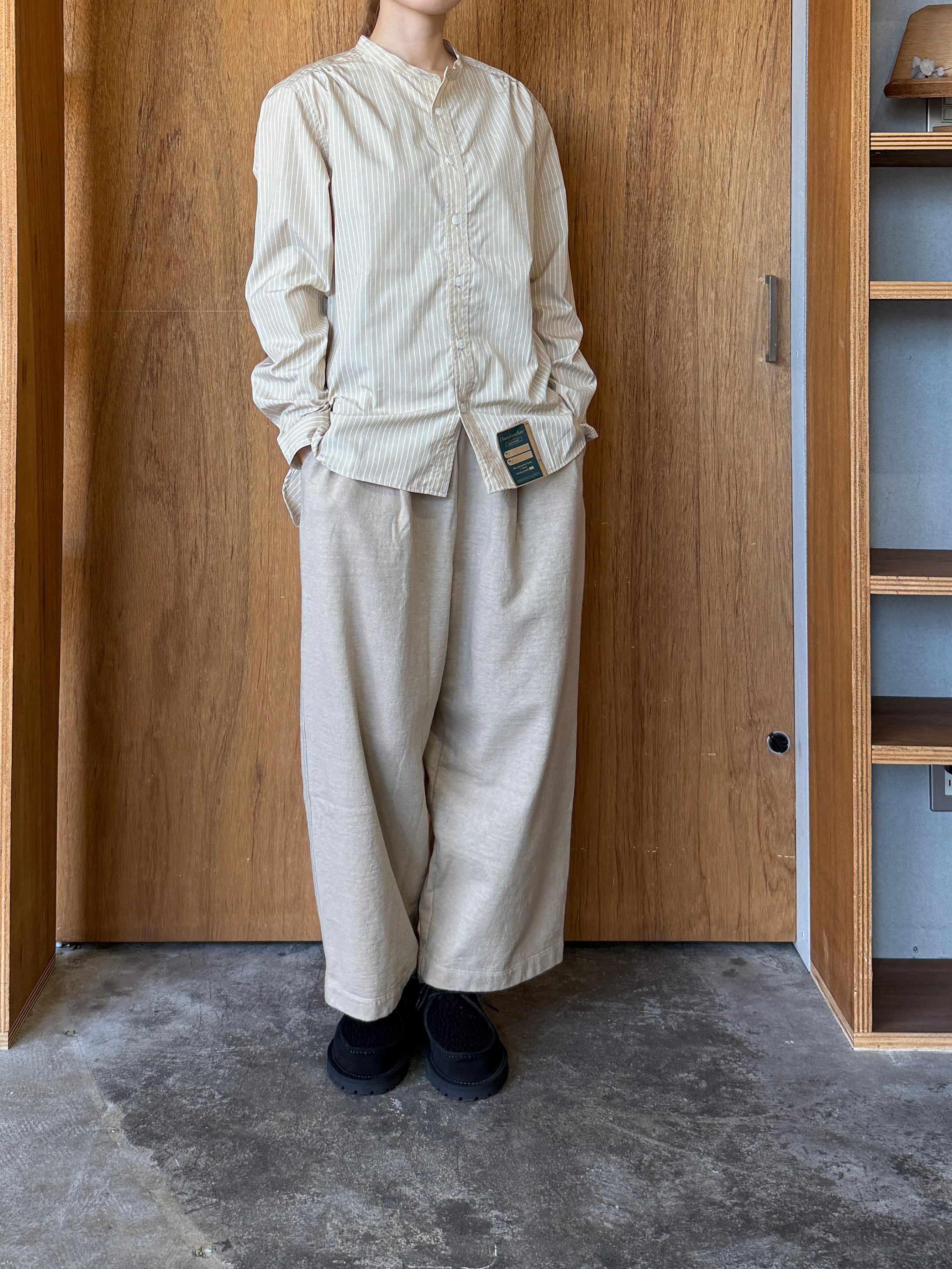 CLOSELY / tucked easy wide pants (camel-beige)