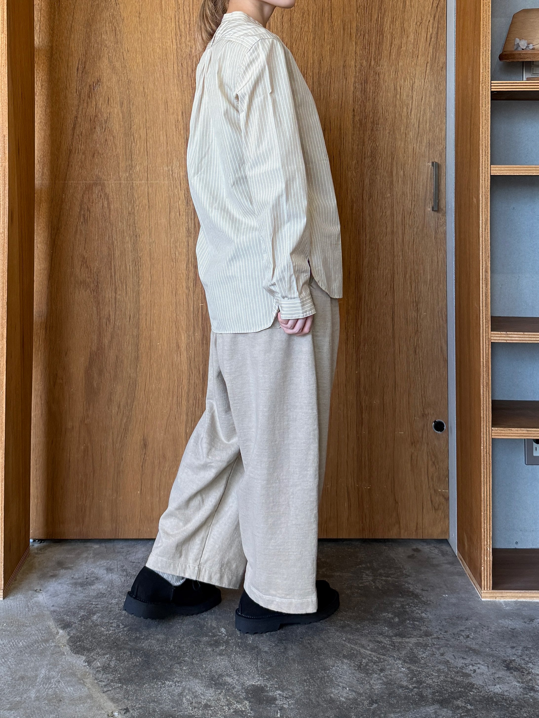 CLOSELY / tucked easy wide pants (camel-beige)
