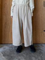 CLOSELY / tucked easy wide pants (camel-beige)
