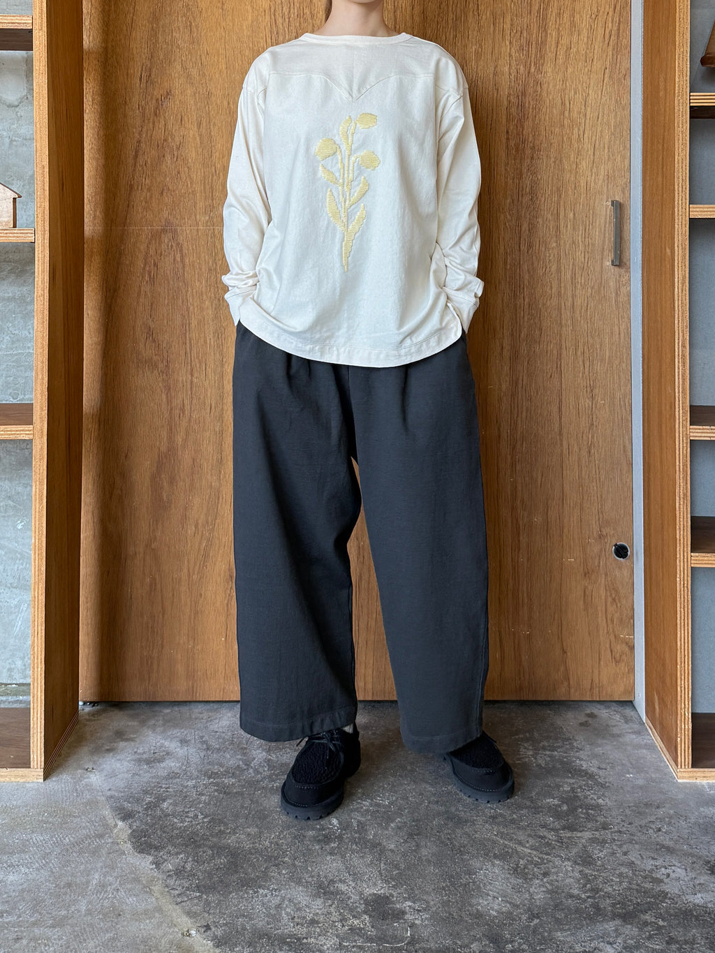 CLOSELY / tucked easy wide pants (charcoal)