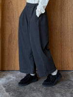 CLOSELY / tucked easy wide pants (charcoal)