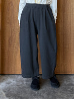 CLOSELY / tucked easy wide pants (charcoal)