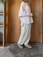 Vlas Blomme / C/L Twill ムラ染め ワイドダーツパンツ(L.Beige)