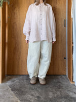 Vlas Blomme / C/L Twill ムラ染め ワイドダーツパンツ(L.Beige)