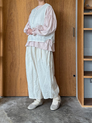 ROBE de PEAU / CAMILLE WOOL TUCK PANTS (WHITE)