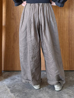 TISSU / フレンチリネン 東炊きストライプ ギャザータックPT（モカ）