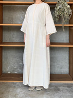 【SALE】qiri / embroidery jacquard one-piece (キナリ)