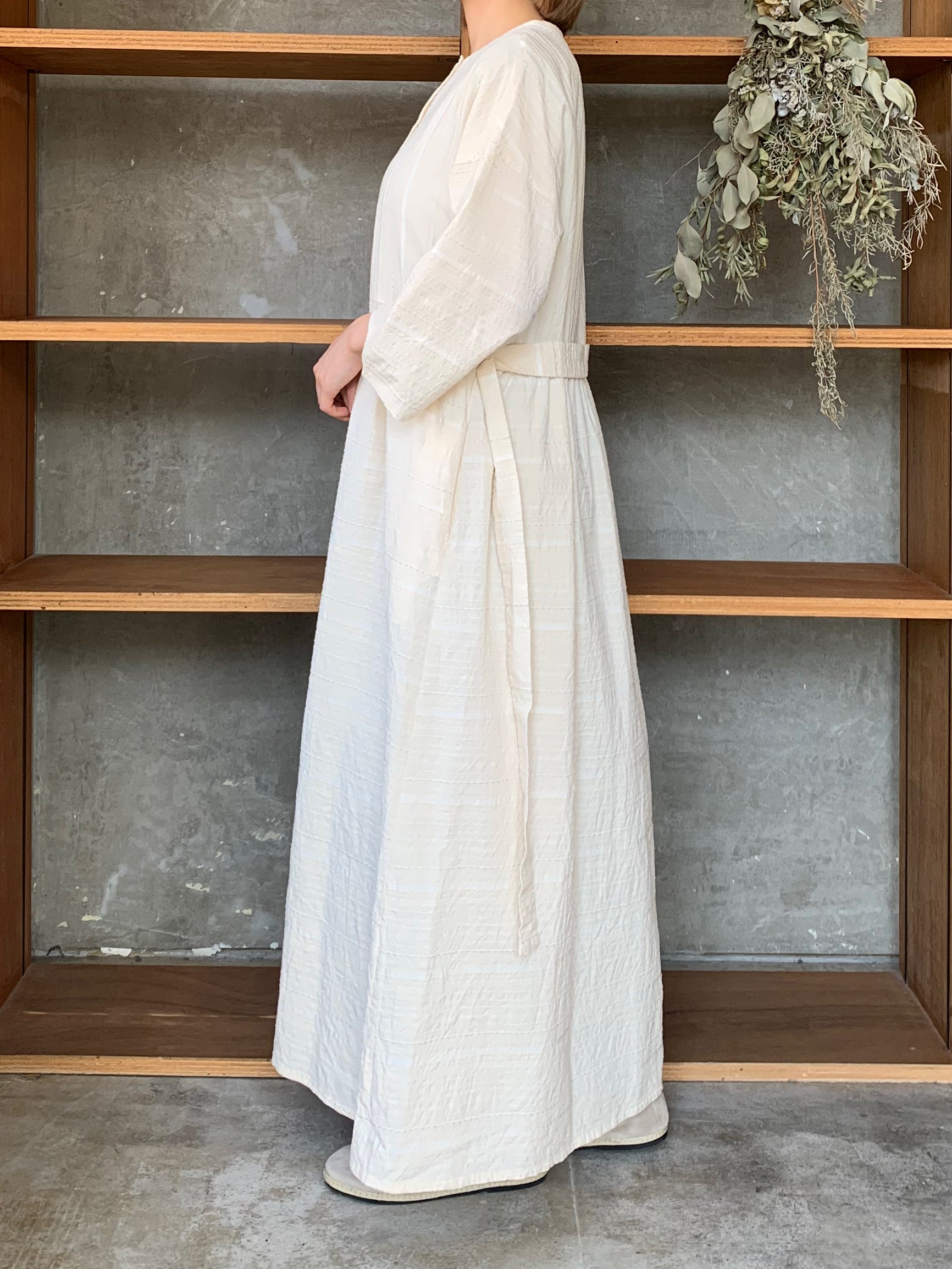 【SALE】qiri / embroidery jacquard one-piece (キナリ)